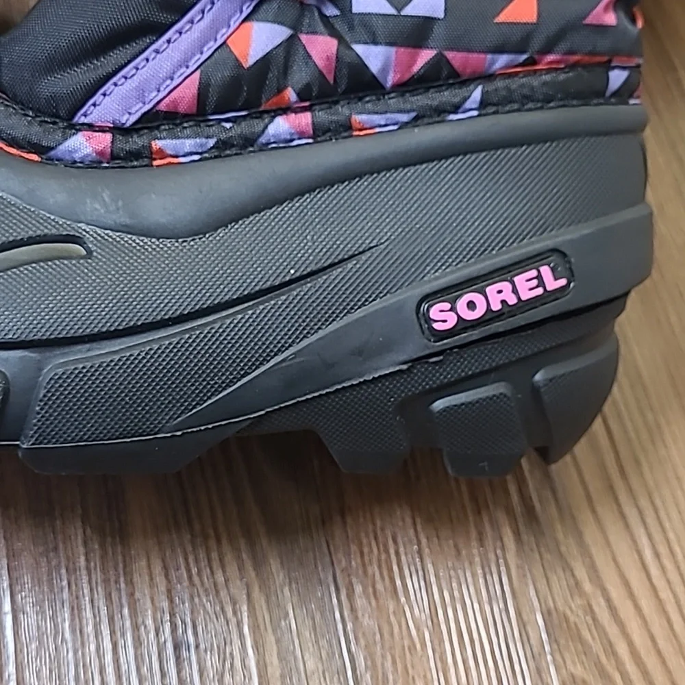 Sorel‎ Black Kids' Snow Boots with Pink & Purple Triangle Print